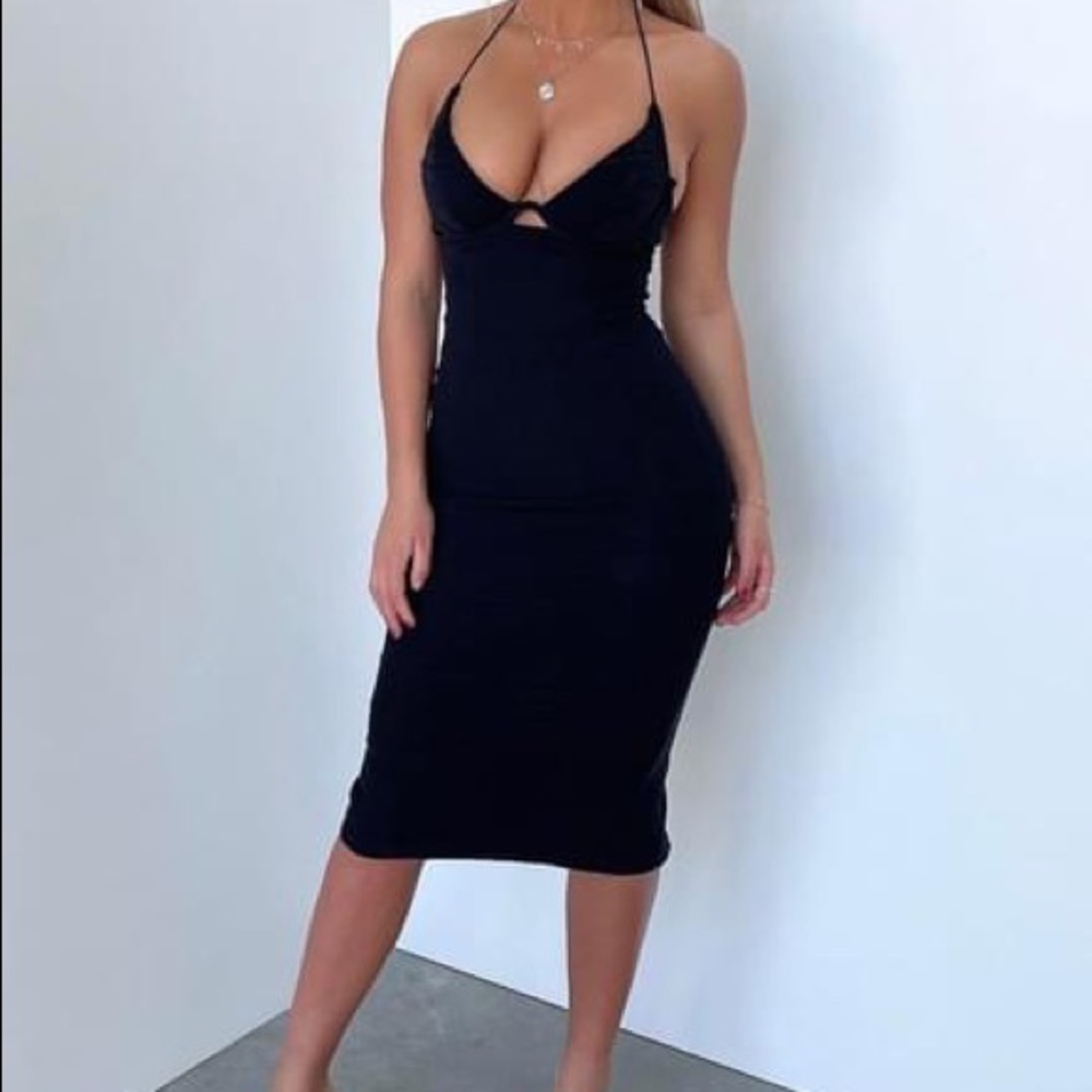 That’s so Fetch Black Midi Dress!